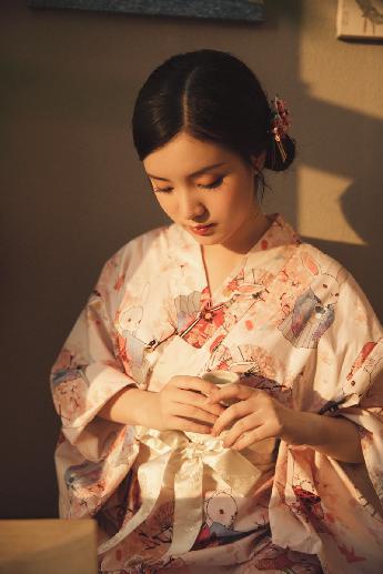 亚洲精品电影的魅力：你真的了解<strong>无码</strong>电影的拍摄技巧吗？！